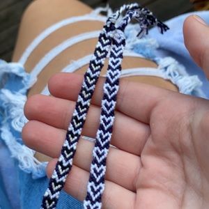 matching friendship bracelets